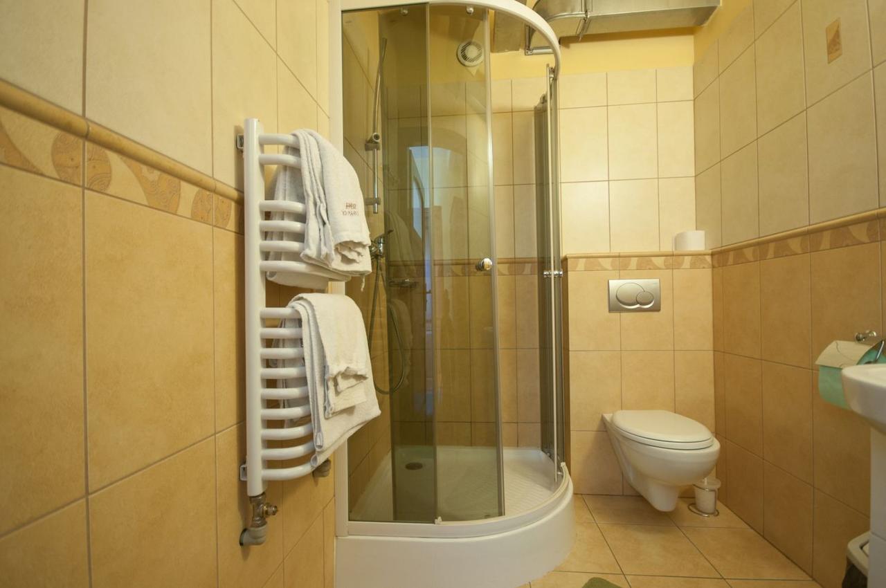 Hotel Restauracja Pod Parowozem Ostrowiec Świętokrzyski Buitenkant foto